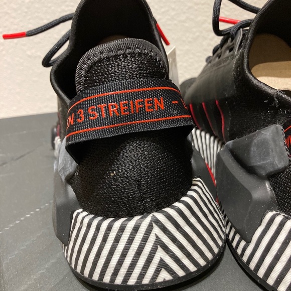 Adidas NMD Women’s Size 10.5 - Picture 9 of 11